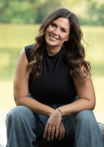 Angela Schedler, LCSW and founder of Zen + Zest Therapy, a Forest Hills NY therapist near me.