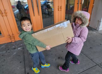 Meet Thuy Petersen, The Forest Hills Mom Who Turned a Holiday Sandwich Drive into a Queens Movement Sandwich drive kids